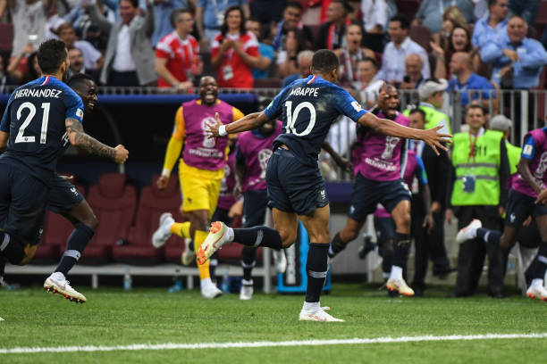 力的新星 力的新星