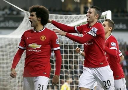 浓眉解析赢球关键：下半场复苏靠耐心，内线进攻是球队根基（浓眉解读取胜之道：耐心助下半场回暖，内线进攻是球队基石）